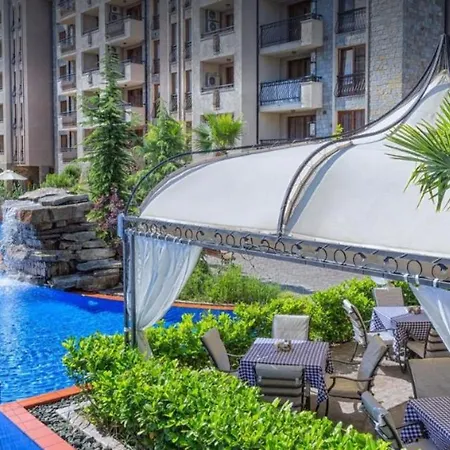 Apartman Beautiful Deluxe 2-bed In Sunny *