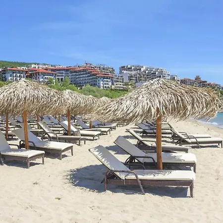Apartman Beautiful Deluxe 2-bed In Sunny *