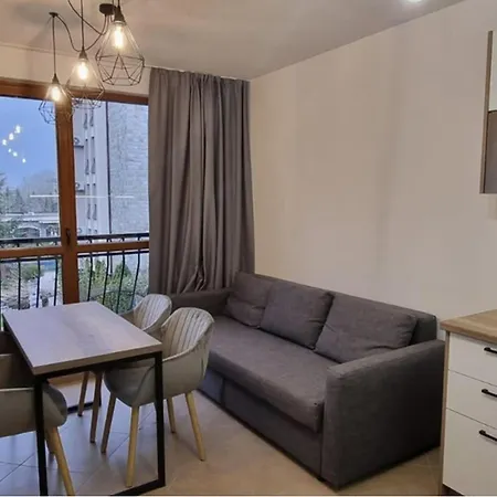 Lejlighed Sleeps 4 With Pools Access - Smart Tvs *